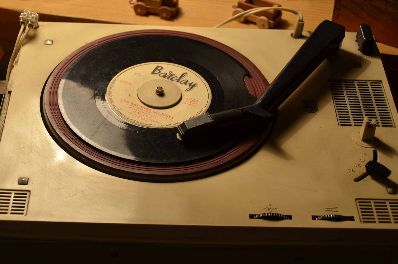 石墨礦最新價格動態(tài)，市場行情分析與每噸價格解讀