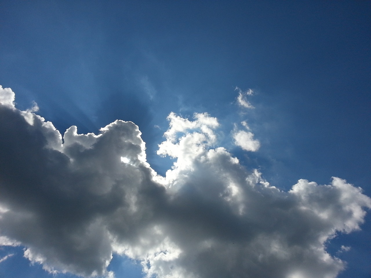 靖邊新聞最新動(dòng)態(tài)報(bào)道速遞