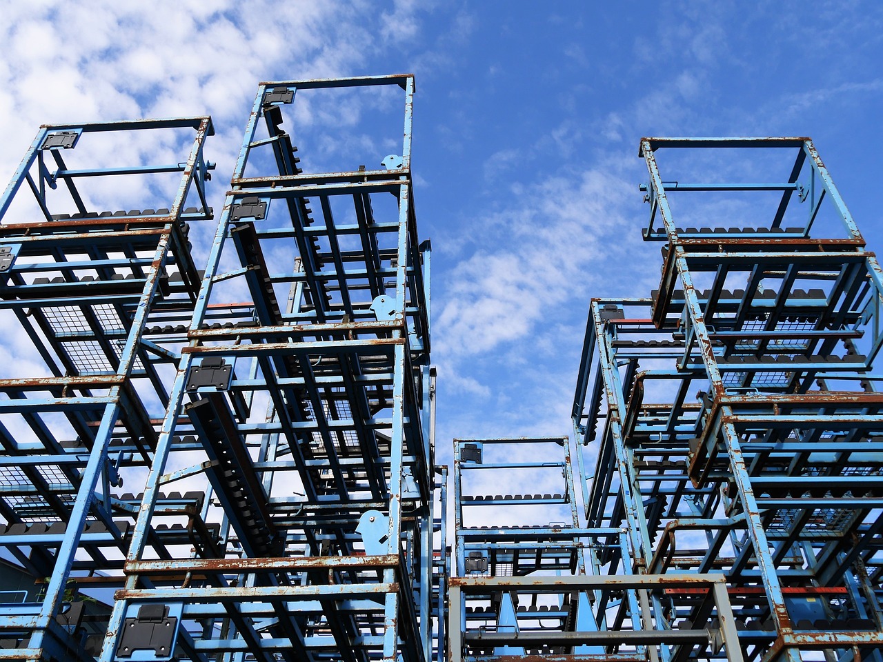 最新碗扣式腳手架規(guī)范概述，標(biāo)準(zhǔn)與操作指南