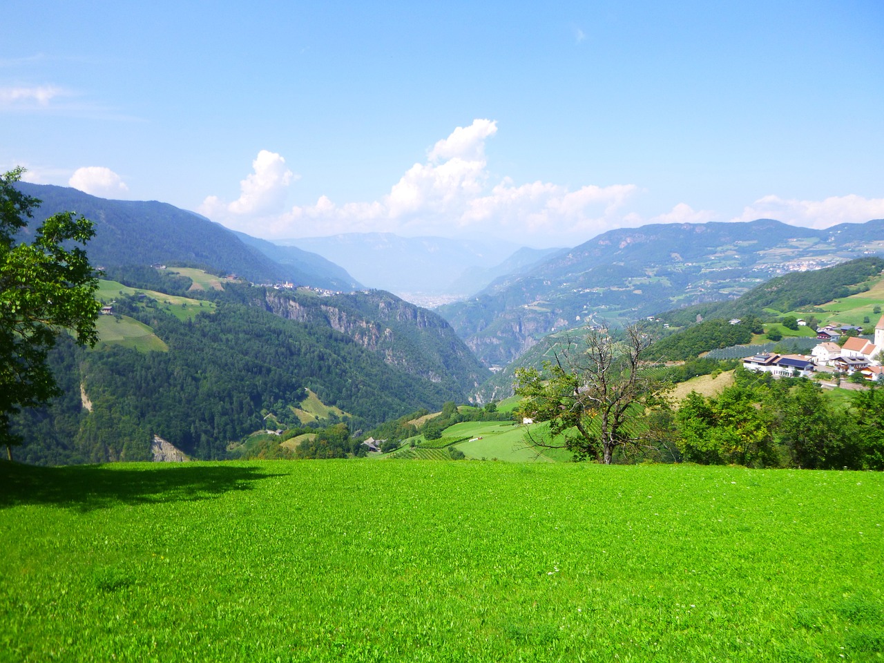 愛情谷最新探索，浪漫之地的嶄新面貌